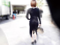 ○○電車＃005 出勤前の美人モデル級キャバ嬢