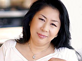 五十路母の豊満な肉体にムラムラして… 安原愛子