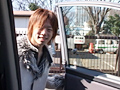 観覧車で露出！！車内で生掘り性処理○年