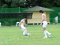 サッカー青年二人の運動場SEX
