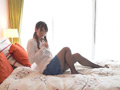 大人気女優あおいれなチャンの拘束パンストくすぐり！！