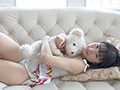 大人気女優 皆月ひかるチャンの足裏くすぐり攻め！