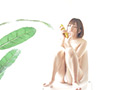 大人気女優 麻里梨夏チャンの極上舌ベロでバナナ舐め！