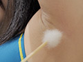 南梨央奈の極エロ舌でバナナ舐めツバかけ＆脇くすぐり！