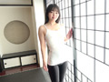 美女の卑猥な立ち電マオナニー