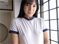 体操服美女の恥じらいの本気オナニー