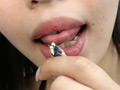 口内・のどちんこを見せてくれる激ヤバ動画！七藤優亜