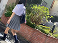 ちび制服女