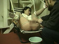 ○縛女生徒雪化粧 鞭連打 蝋燭責め