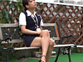 見えそうで見えない…でもちょっとだけ見えるパンチラ