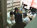 押収された万引き女への制裁記録！4