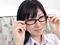 めがねっ娘が新旧スク水にきがえたら 1着目