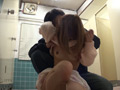女子大生トイレ押し●み中出し （3）