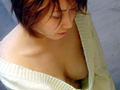 胸チラ2