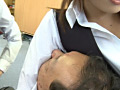 働くOLの日常の臭い責め