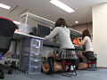 働くお姉さまの美尻圧迫窒息