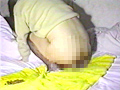 女子大生・浣腸ごっこ