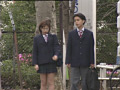 揺れる電車の中で 痴○に暴かれた女教師の性