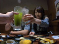 宮沢ちはるを本気で○わせてみるAVドキュメント！