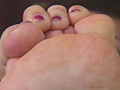 足裏を見せる女26