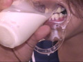 開口で食事01