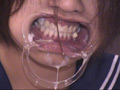 開口で食事01