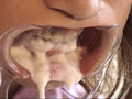 開口で食事03