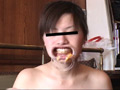 開口で食事04