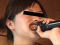 開口で食事04