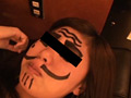 女性の顔に、油性マジックで書いてしまいました！3