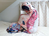 抱き枕に女子が入っているなんてありえない 桜庭うれあ