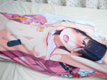 抱き枕に女子が入っているなんてありえない 桜庭うれあ