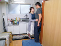 貧乏な自分にあるのは性欲と安アパートだけ ミドリ