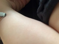 普通の女の子の腕の毛抜き－スマホ自撮り◎あんな