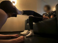 OLさおり様の26センチ大足に発情し弄ばれるM男