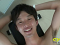 スリムな22歳男子が電マで即昇天