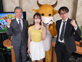 マスコットと女子アナウンサー 与田りん