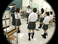 女子○生の校内手コキは勃起が10倍UPする！