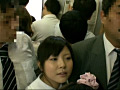 満員電車で顔見知り女子○生に勃起したらヤられた1