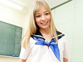 日本チ○ポを喰いまくるドスケベ金髪娘