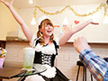 日本チ○ポを喰いまくるドスケベ金髪娘