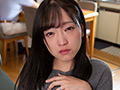 泣きながら囁き淫語で部下を誘惑する上司の妻