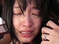 泣きながら囁き淫語で部下を誘惑する上司の妻