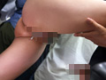 勃起チ○ポでパンツ越しオナニーをしだす誘惑お姉さん
