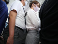 マスク越しのキスは最高の前戯！浮気キスに溺れる美尻妻