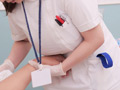 ワザと手コキのような陰部洗浄で虜にするおばさん看護師