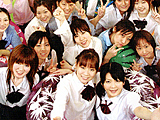 女子○生限定20人 制服ビチョ濡れ水泳大会！！