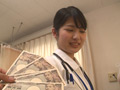 じんわり濡れだしたオマ○コにヌルッと生挿入！3