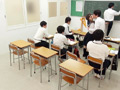 仲良し○校生男女が挑戦！先生にバレずにヌく！