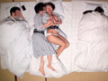 旅行中に巨乳女子大生が友人の彼氏と寝取られセックス